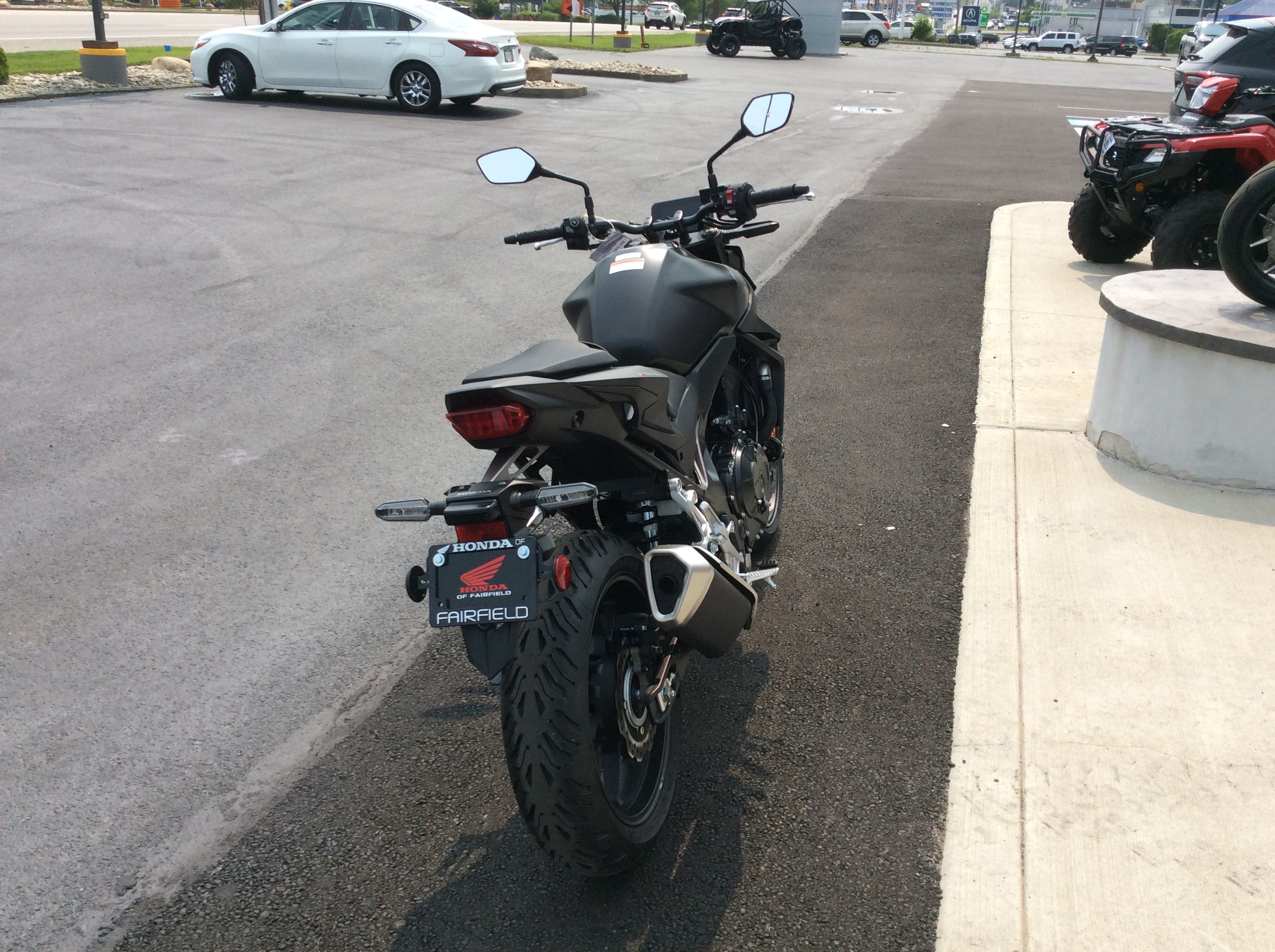 2025 Honda CB750 Hornet - Photo 3